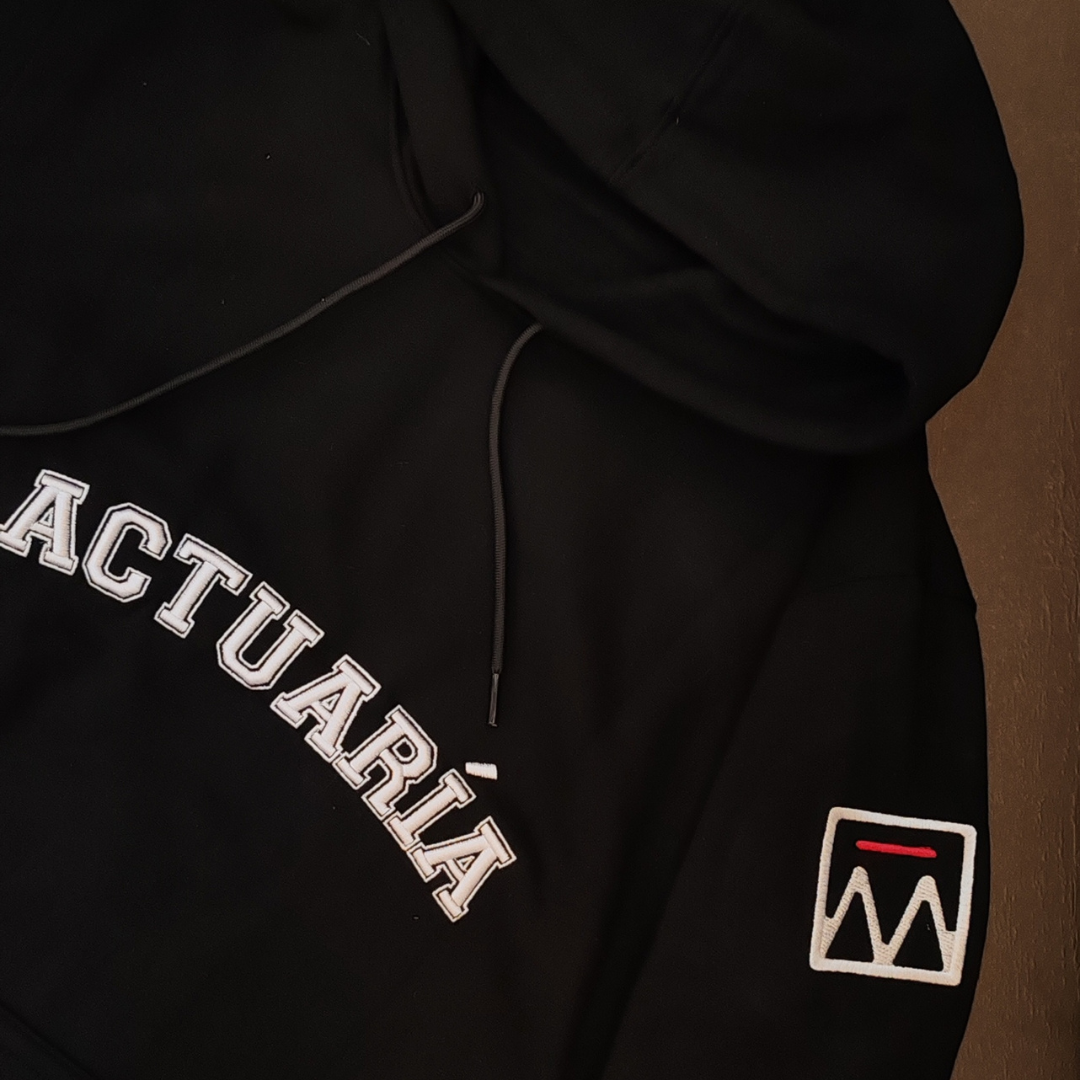 Sudadera Bordada AxM